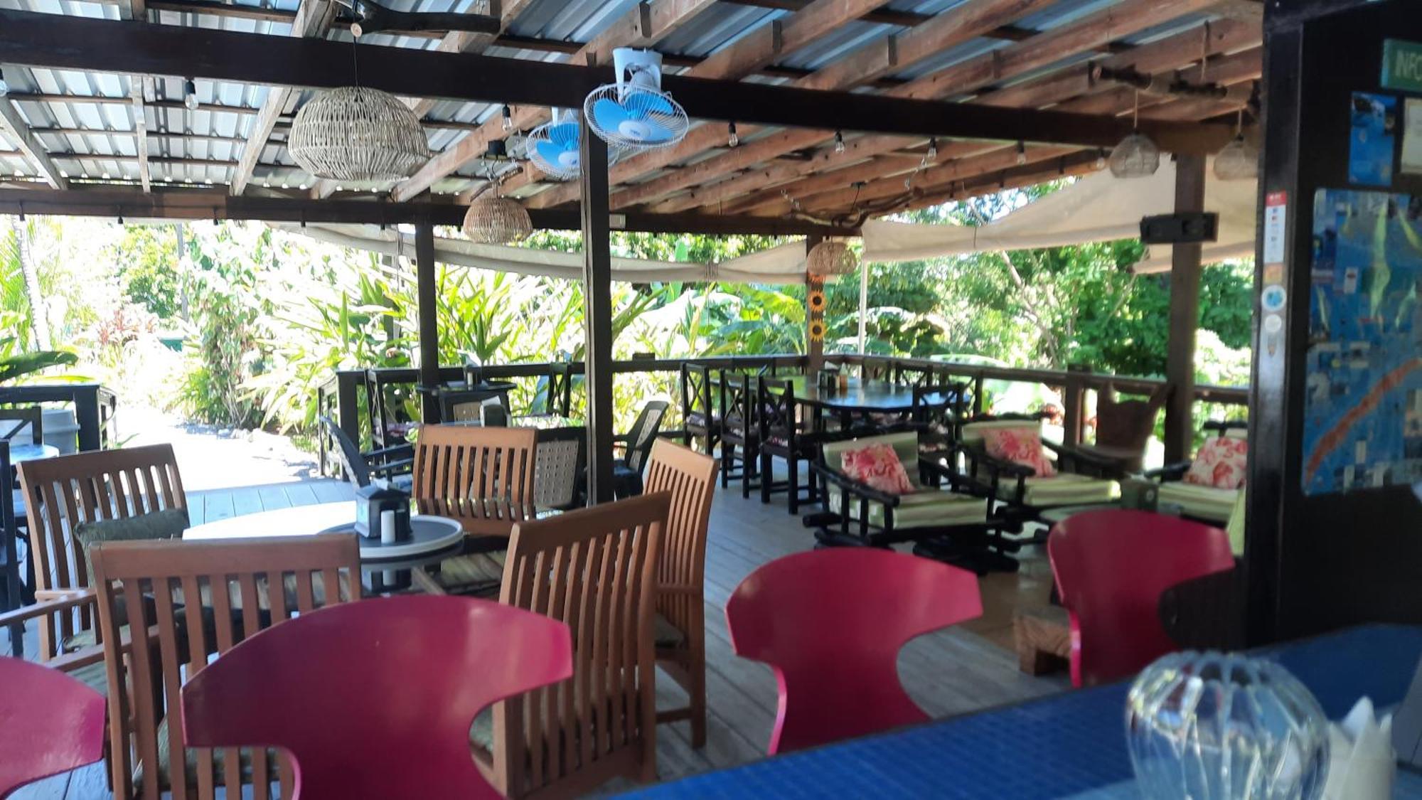 Guava Grove Resort & Villas Sandy Bay Екстер'єр фото