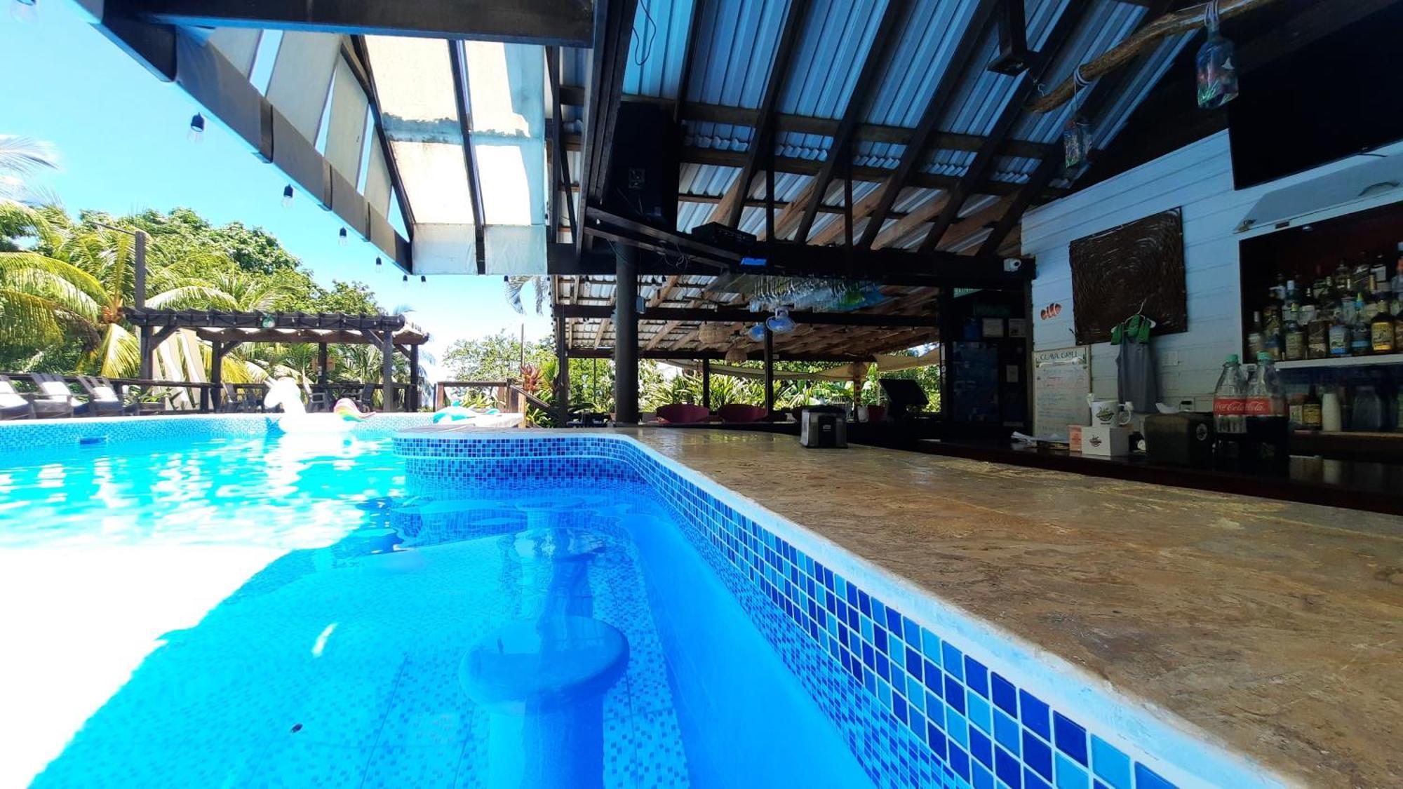 Guava Grove Resort & Villas Sandy Bay Екстер'єр фото