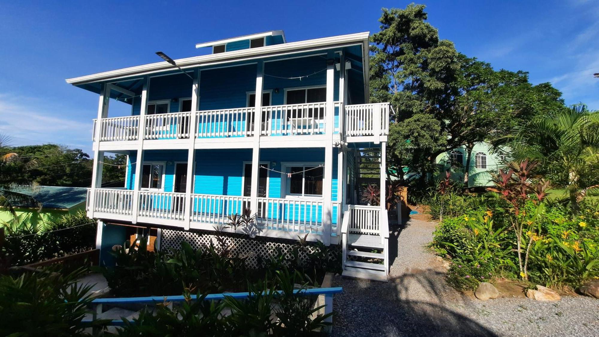 Guava Grove Resort & Villas Sandy Bay Екстер'єр фото