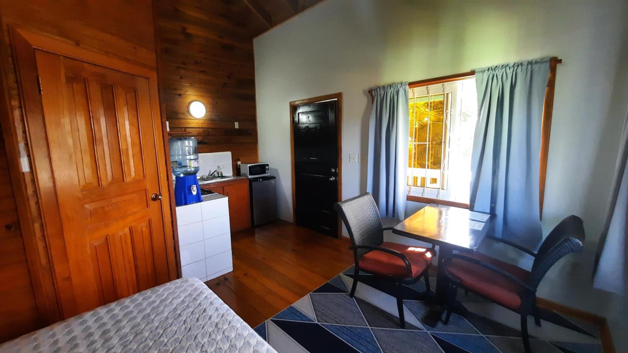 Guava Grove Resort & Villas Sandy Bay Екстер'єр фото