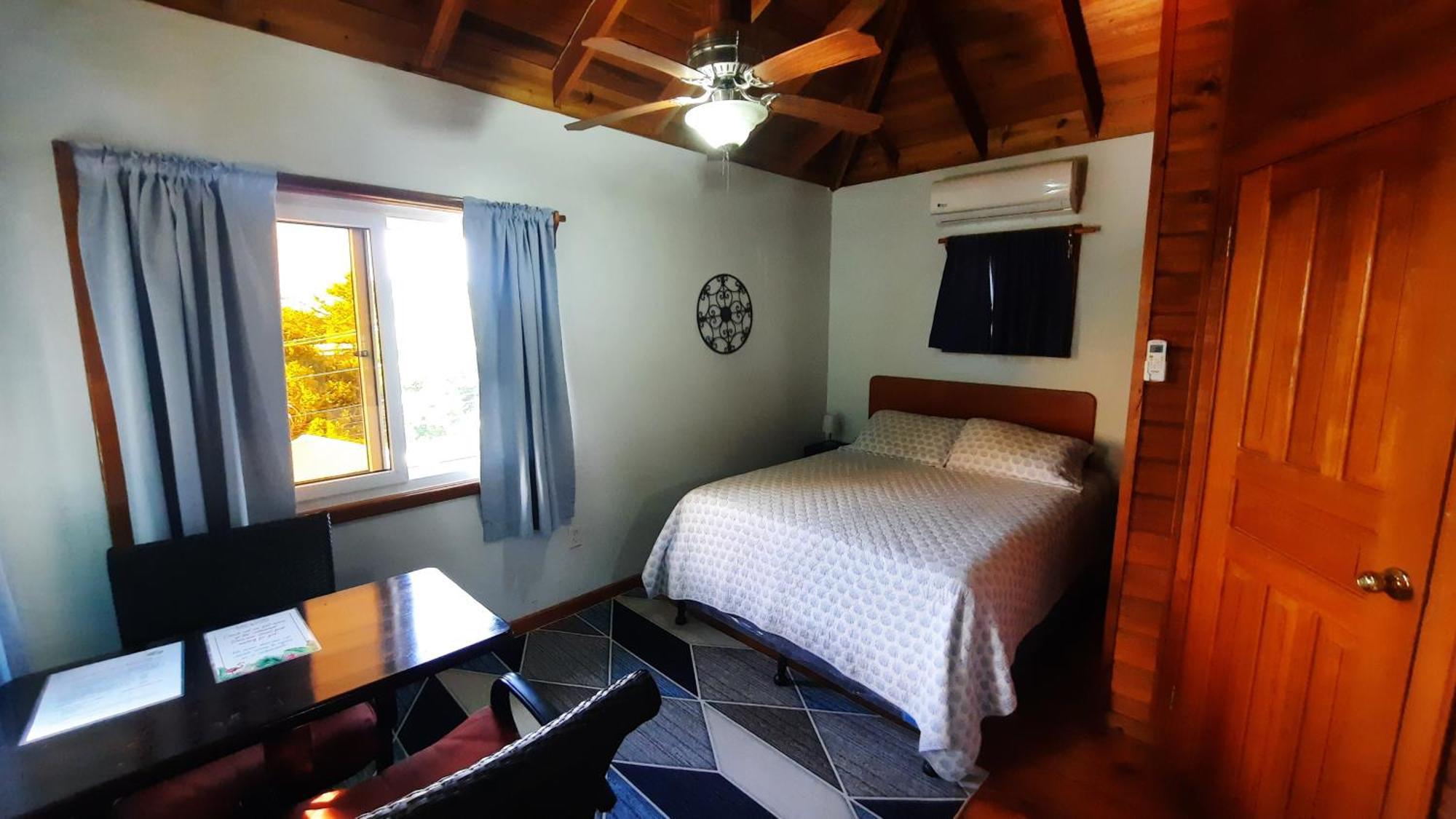 Guava Grove Resort & Villas Sandy Bay Екстер'єр фото