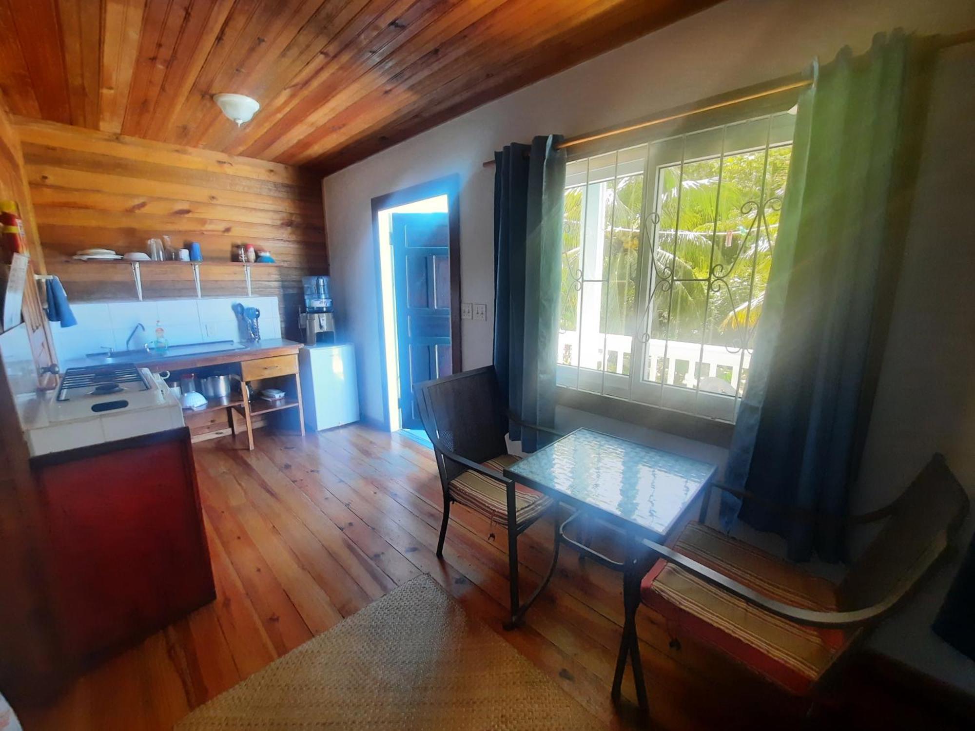 Guava Grove Resort & Villas Sandy Bay Екстер'єр фото